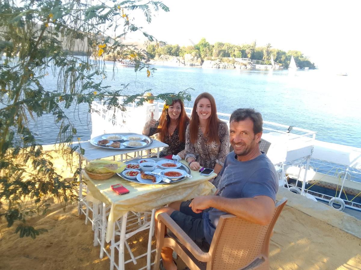 אסואן Nile View Guest House מראה חיצוני תמונה