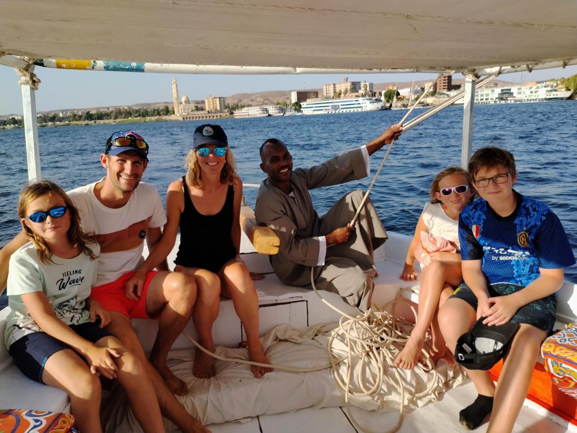 אסואן Nile View Guest House מראה חיצוני תמונה